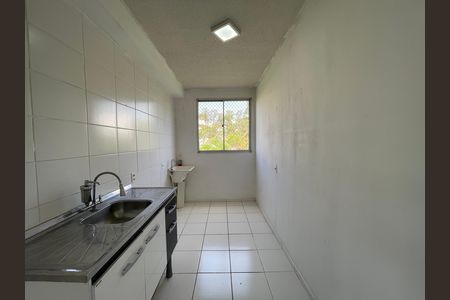 Apartamento à venda com 43m², 2 quartos e 1 vaga Apartamento à venda com 43m², 2 quartos e 1 vagaCozinha e Área de Serviço