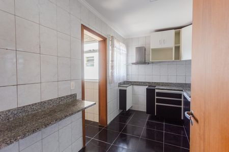 Apartamento para alugar com 62m², 2 quartos e 2 vagasCozinha