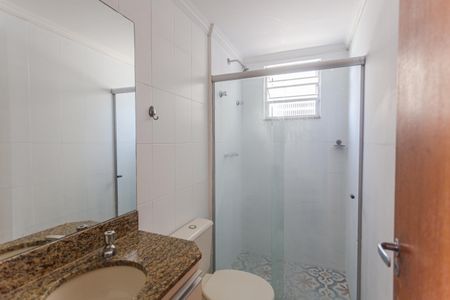 Apartamento para alugar com 62m², 2 quartos e 2 vagasBanheiro Social