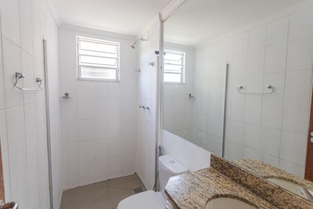 Apartamento para alugar com 62m², 2 quartos e 2 vagasBanheiro da Suíte
