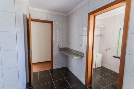 Apartamento para alugar com 62m², 2 quartos e 2 vagasCozinha