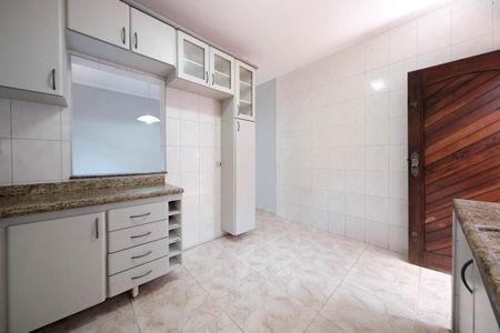 Casa para alugar com 200m², 4 quartos e 2 vagasCozinha