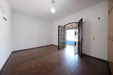 Casa para alugar com 200m², 4 quartos e 2 vagasSuíte