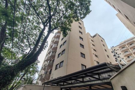 Apartamento à venda com 82m², 2 quartos e 2 vagas Apartamento à venda com 82m², 2 quartos e 2 vagasFachada
