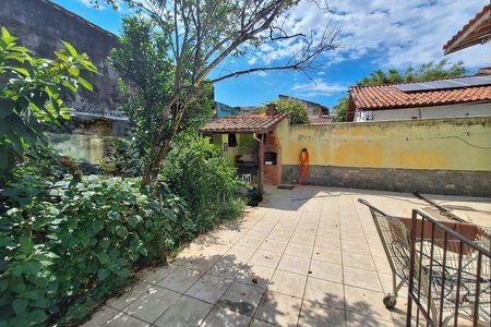 Casa à venda com 200m², 3 quartos e 2 vagas