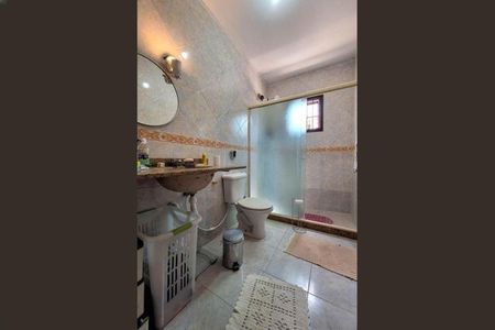 Casa à venda com 200m², 3 quartos e 2 vagas