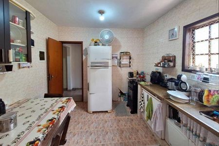 Casa à venda com 200m², 3 quartos e 2 vagas