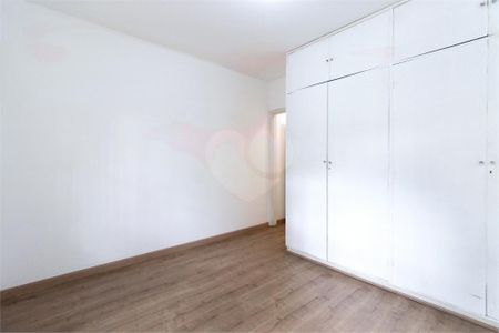 Casa à venda com 269m², 3 quartos e 2 vagas