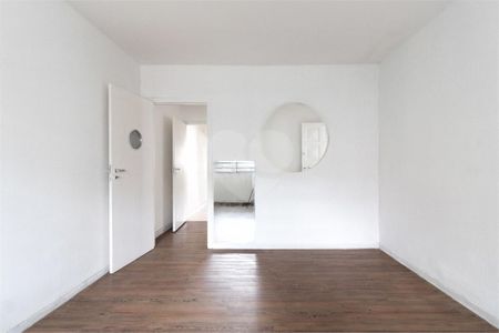 Casa à venda com 3 quartos, 269m² em Real Parque, São Paulo