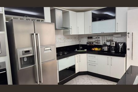 Casa à venda com 3 quartos, 200m² em Parque Terra Nova, São Bernardo do Campo