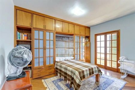 Casa à venda com 4 quartos, 261m² em Jardim Santo Amaro, São Paulo