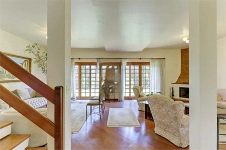 Casa à venda com 4 quartos, 261m² em Jardim Santo Amaro, São Paulo