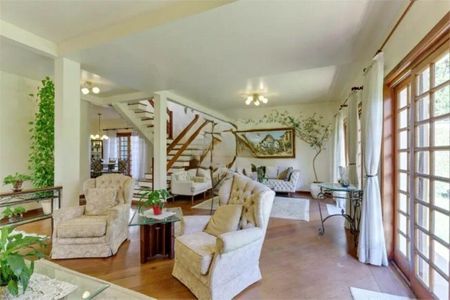 Casa à venda com 4 quartos, 261m² em Jardim Santo Amaro, São Paulo