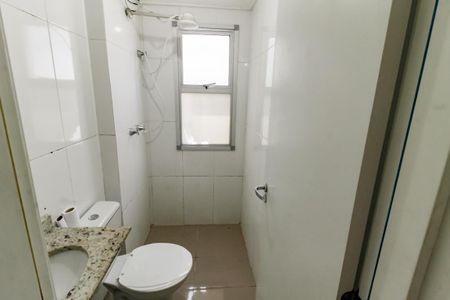 Banheiro de apartamento para alugar com 2 quartos, 60m² em Jardim Catanduva, São Paulo