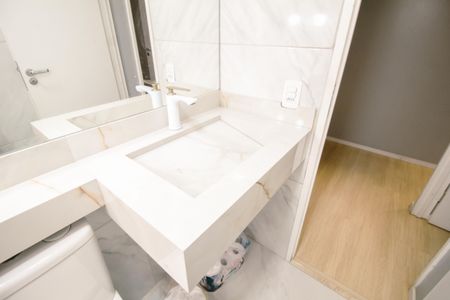 Apartamento para alugar com 45m², 2 quartos e sem vagaBanheiro