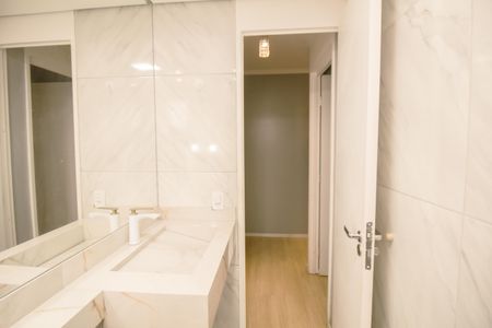 Apartamento para alugar com 45m², 2 quartos e sem vagaBanheiro