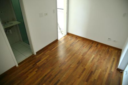 Apartamento à venda com 69m², 3 quartos e 2 vagasSuíte 