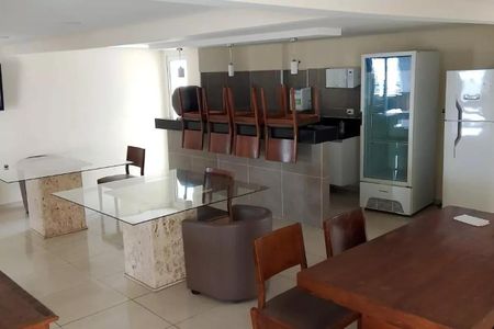 Apartamento à venda com 69m², 3 quartos e 2 vagas Apartamento à venda com 69m², 3 quartos e 2 vagasÁrea comum - Salão de festas