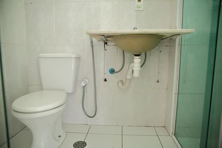 Apartamento à venda com 69m², 3 quartos e 2 vagasSuíte - Banheiro 