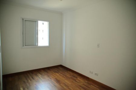 Apartamento à venda com 69m², 3 quartos e 2 vagasQuarto 2