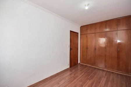 Quarto 1 de apartamento para alugar com 2 quartos, 78m² em Chácara Agrindus, Taboão da Serra