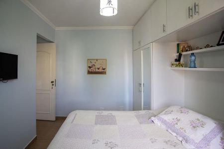 Apartamento à venda com 75m², 3 quartos e 2 vagasQuarto 3