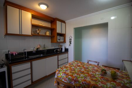 Apartamento à venda com 75m², 3 quartos e 2 vagasCozinha