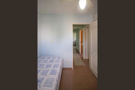 Apartamento à venda com 75m², 3 quartos e 2 vagasQuarto 2