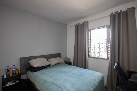 Casa à venda com 179m², 3 quartos e 2 vagasQuarto 2