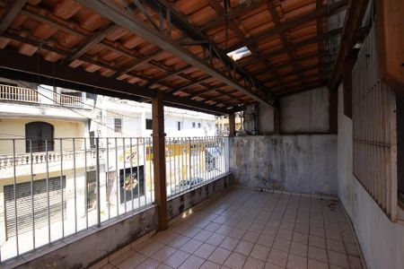 Casa à venda com 179m², 3 quartos e 2 vagasVaranda 