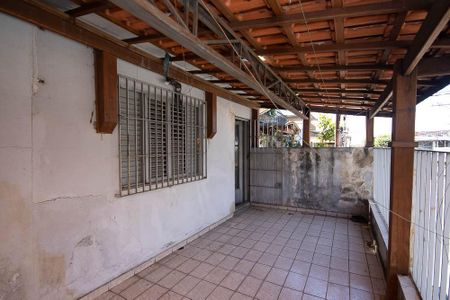 Casa à venda com 179m², 3 quartos e 2 vagasVaranda 