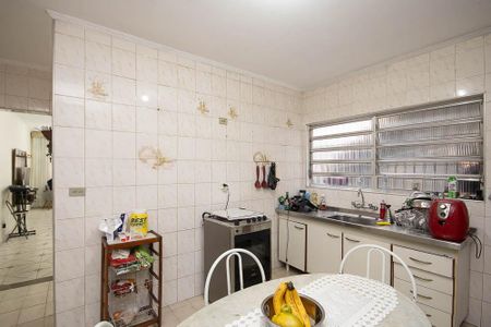 Casa à venda com 179m², 3 quartos e 2 vagasCozinha 