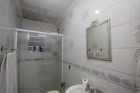 Casa à venda com 179m², 3 quartos e 2 vagasBanheiro 3