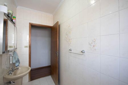 Casa à venda com 179m², 3 quartos e 2 vagasBanheiro 2