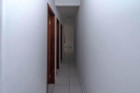 Casa para alugar com 150m², 3 quartos e 1 vaga Casa para alugar com 150m², 3 quartos e 1 vagaCorredor