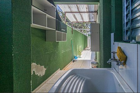 Casa para alugar com 150m², 3 quartos e 1 vaga Casa para alugar com 150m², 3 quartos e 1 vagaÁrea de Serviço