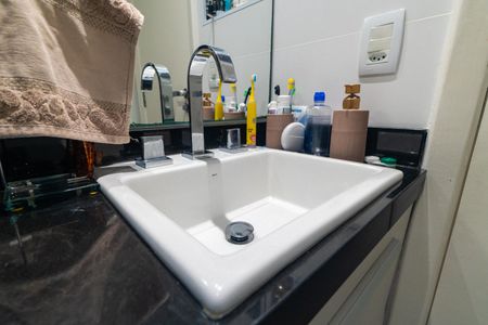 Apartamento à venda com 79m², 3 quartos e 1 vagaBanheiro Social Detalhe