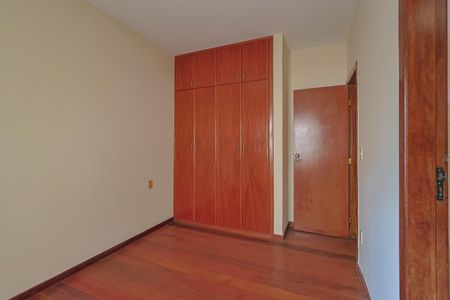 Apartamento à venda com 90m², 3 quartos e 2 vagas Apartamento à venda com 90m², 3 quartos e 2 vagasQuarto 3 - Suíte