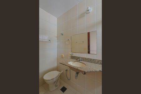 Apartamento à venda com 90m², 3 quartos e 2 vagas Apartamento à venda com 90m², 3 quartos e 2 vagasBanheiro da Suíte