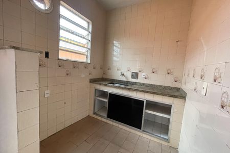Casa para alugar com 200m², 3 quartos e 2 vagasCozinha