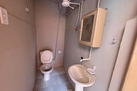 Casa para alugar com 200m², 3 quartos e 2 vagasBanheiro de Serviço