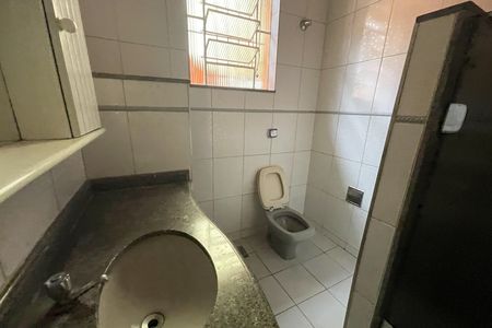 Casa para alugar com 200m², 3 quartos e 2 vagasBanheiro Social