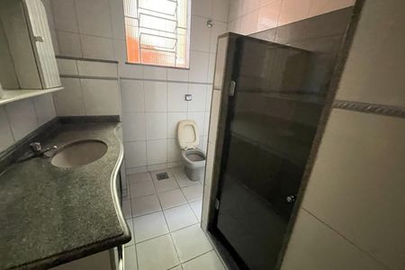 Casa para alugar com 200m², 3 quartos e 2 vagasBanheiro Social
