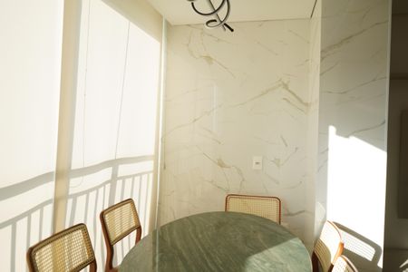 Apartamento à venda com 59m², 2 quartos e 1 vagaSacada