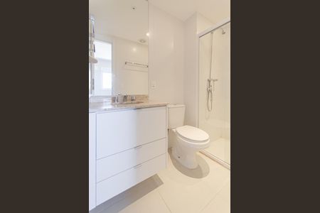 Apartamento à venda com 95m², 2 quartos e 2 vagasBanheiro da Suíte 1