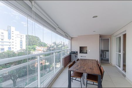 Apartamento à venda com 95m², 2 quartos e 2 vagasVaranda