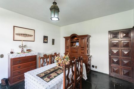 Casa de condomínio à venda com 235m², 3 quartos e 2 vagasSala de Jantar