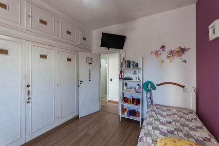 Casa de condomínio à venda com 235m², 3 quartos e 2 vagasQuarto 1