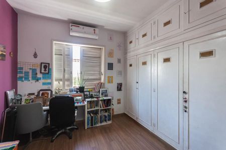 Casa de condomínio à venda com 235m², 3 quartos e 2 vagasQuarto 1