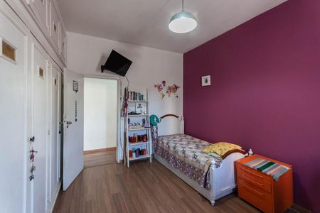 Casa de condomínio à venda com 235m², 3 quartos e 2 vagasQuarto 1